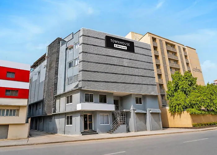 Townhouse Netaji Road Hotel Ahmedabad