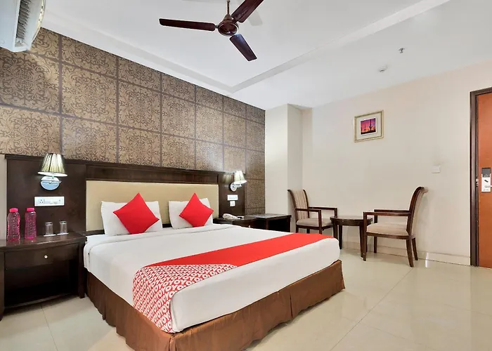 Super Hotel O Rudra Grand
