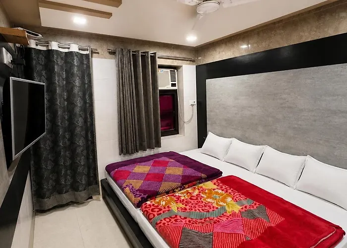 Hotel Sundaram 5 Minutes Distance From Dargah