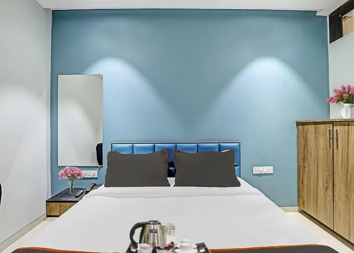 Collection O Ospite Hotel Surat