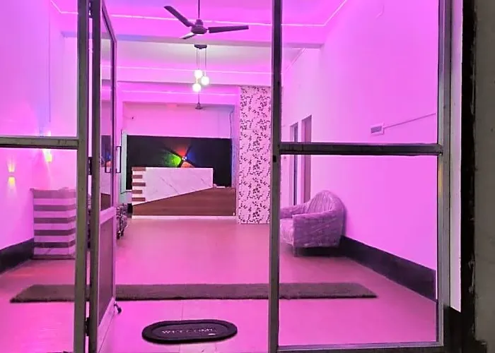 Hotel The Aparna Residency