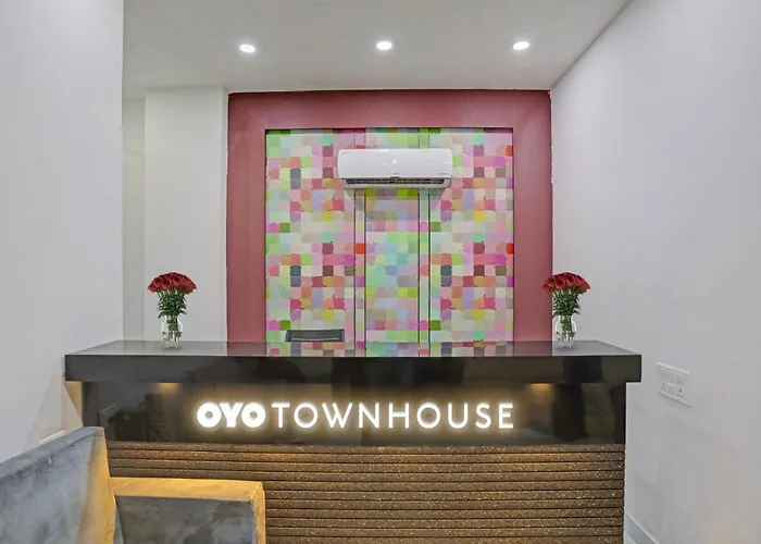 Townhouse Hotel The Rasa A Premium Park Near Onyx Mall Vasundhara Ghaziabad
