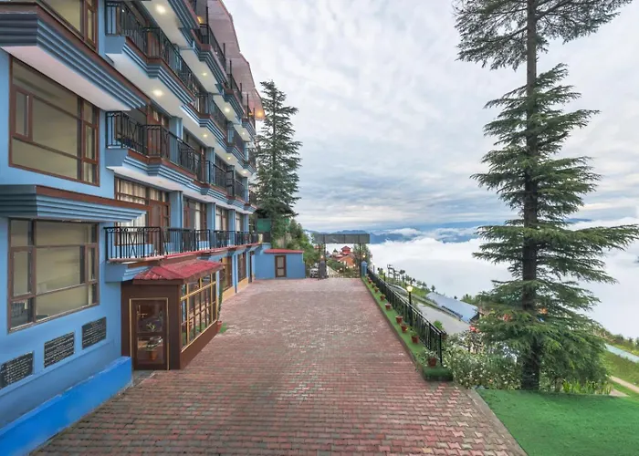 The Prakriti Heights L Lift L Comfortable And Spacious Rooms L Free Wifi, Free Parking L Enjoy Fresh Mountain Air L Managed By Exotic Stays