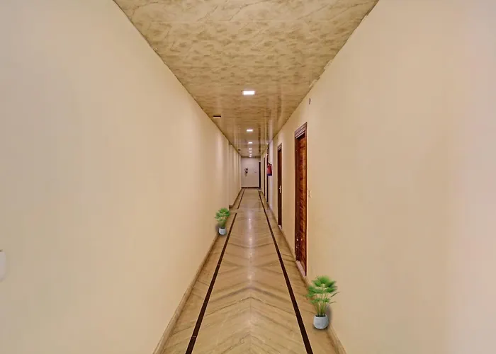 Super Hotel O Raas Near Hira Sweet