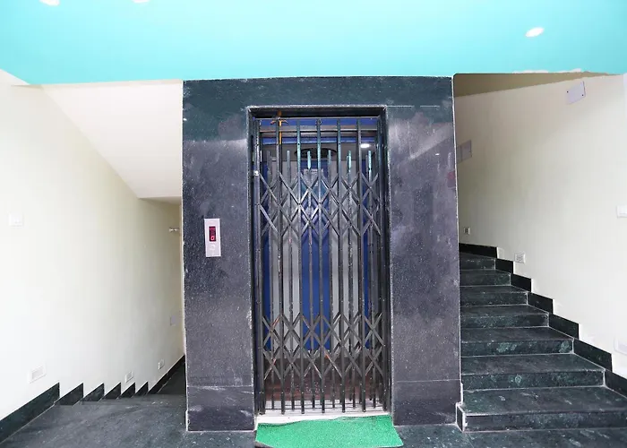 Hotel O Geetanjali Palace