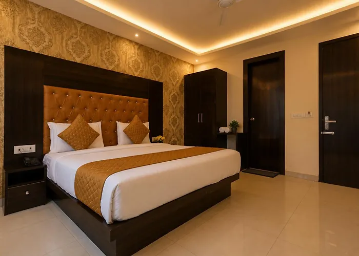 Hotel Iconic At Delhi Igi International Airport