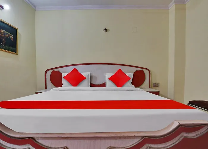 Hotel O Abhishek Residency New Delhi