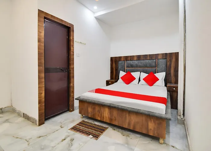 Hotel O Golden King Guest House New Delhi