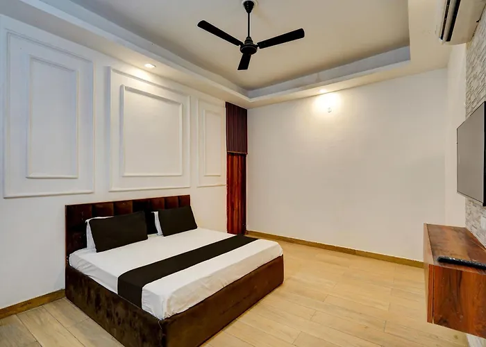 Hotel O Rajmahal Anupnagar
