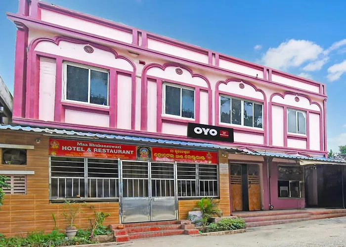 Super Hotel O Maa Bhubaneswari Hotel