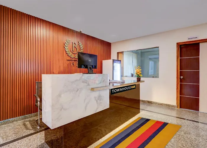 Townhouse Oak Bhooja Hotels