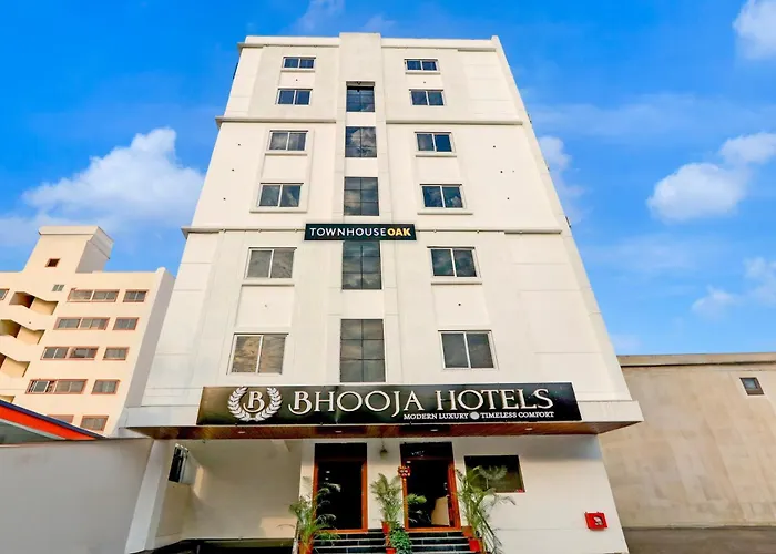 Townhouse Oak Bhooja Hotels Hyderabad