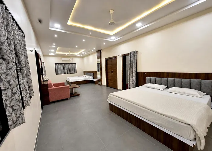 Hotel Keshar Palace Shani Shingnapur