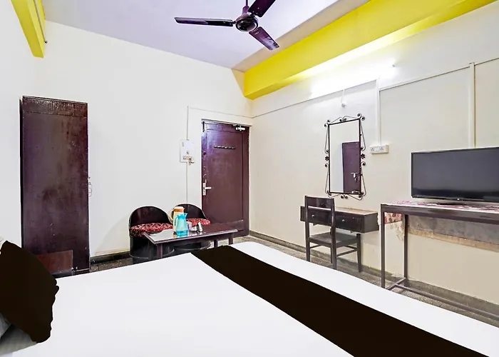 Hotel O Raj Mahal
