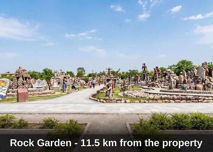 Super Townhouse Oak Chandigarh Ambala Expressway Gazipur Formerly Troy