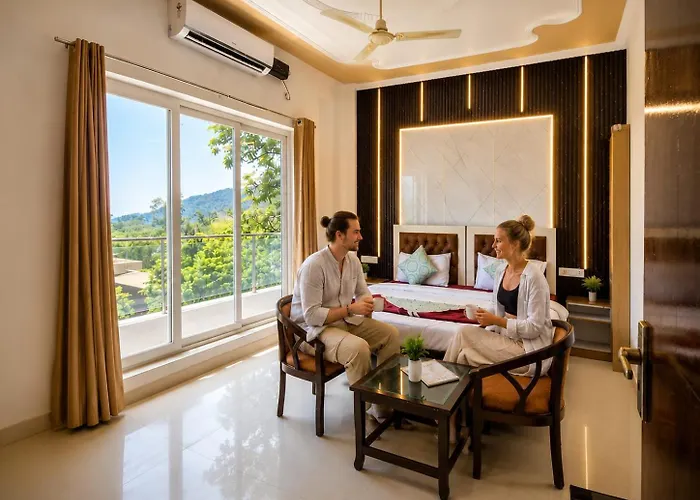 Mountain View Retreat In Yog Tapovan