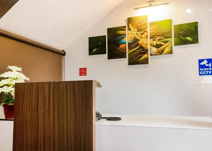 Hotel O Mayura Inn
