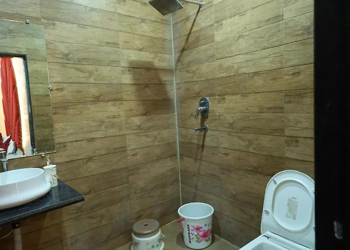 Hotel Kesar, Chitrakoot-10Min From Ramghat