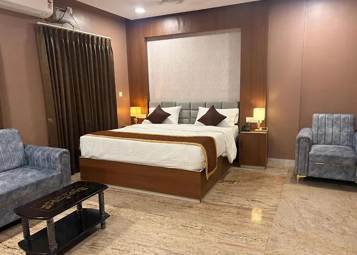 Raj Hussain Land Mark Hotel