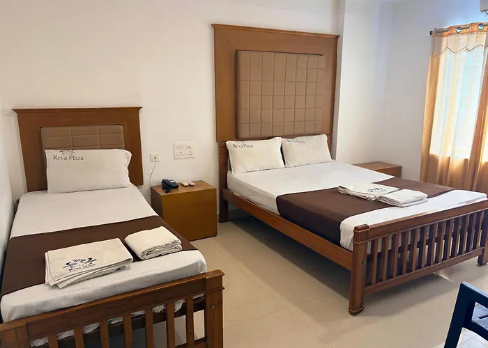 Reva Plaza Hotel