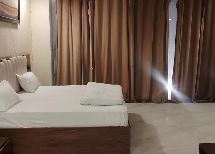 Hotel Renuka Inn A Unite Shyam Ganga Builders