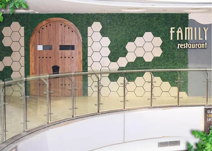 Fun Square Hotel
