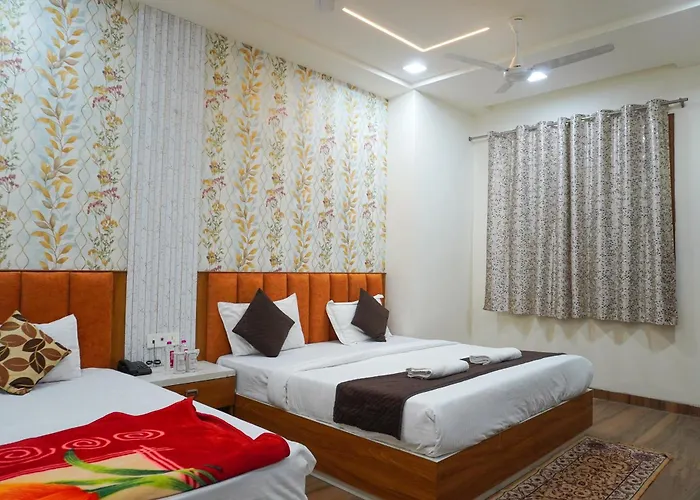 Goyal Hotelirs - Hotel Vasudha Near Prem Mandir, Vrindavan