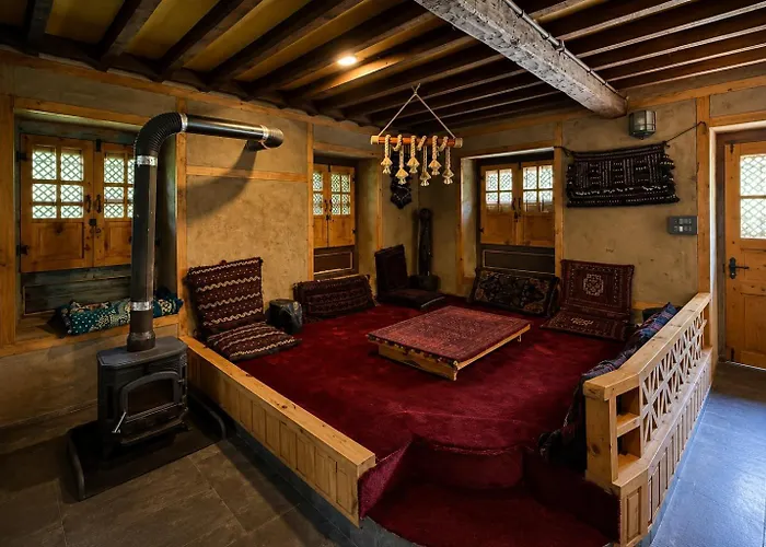Shepherd Barn Pahalgam