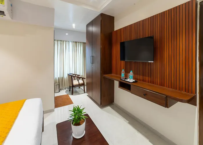 Lumina Stays-Modern Luxury Rooms, Near Nad
