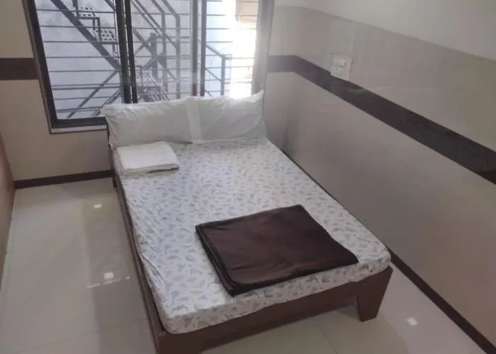 Balaji Rooms&Domentry