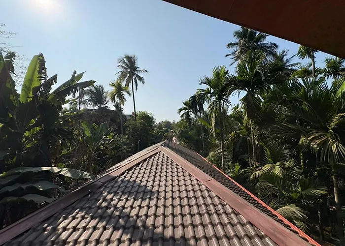 Seven Seas Beach Resort