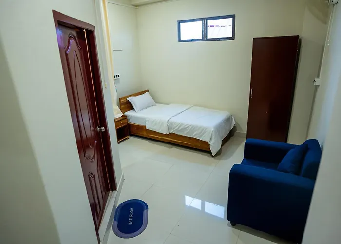 Seven Miles Hotel