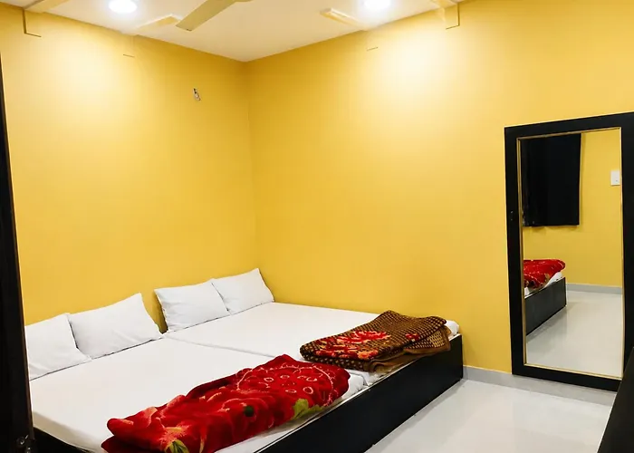 Hotel The Aliza Palace