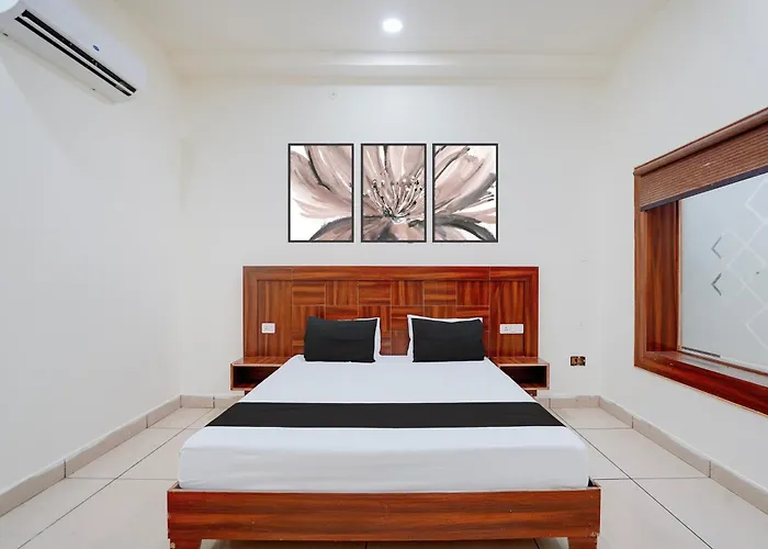 Hotel O Aashirwad Guest House