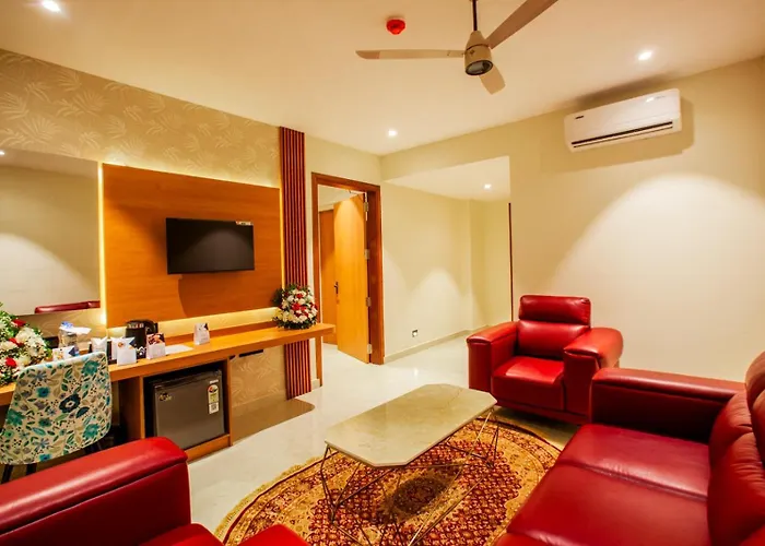Grand Royal Residency
