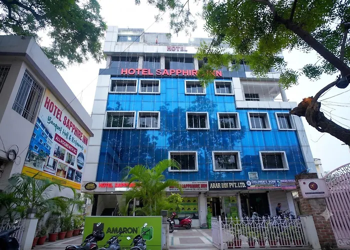 Hotel Sapphire Inn