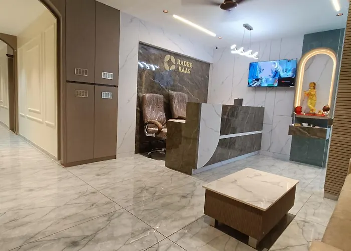 Hotel Radhe Raas