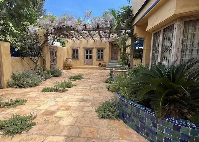 Sea Shore Stay Inn