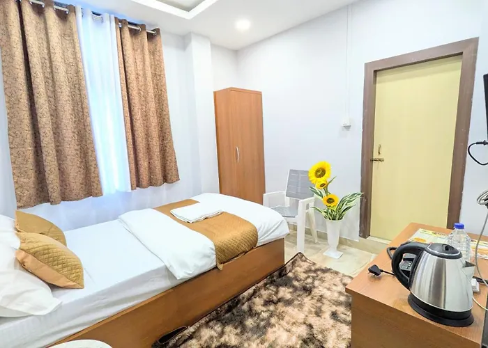 Accomoon Hotel