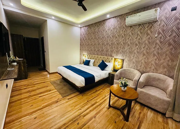 Hotel Casa Del Sol Near'Bhimtal Lake