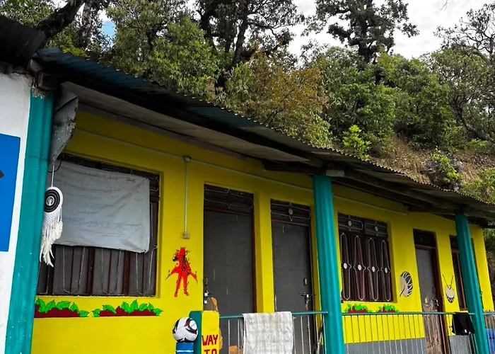 Kafal Cafe & Home Stay