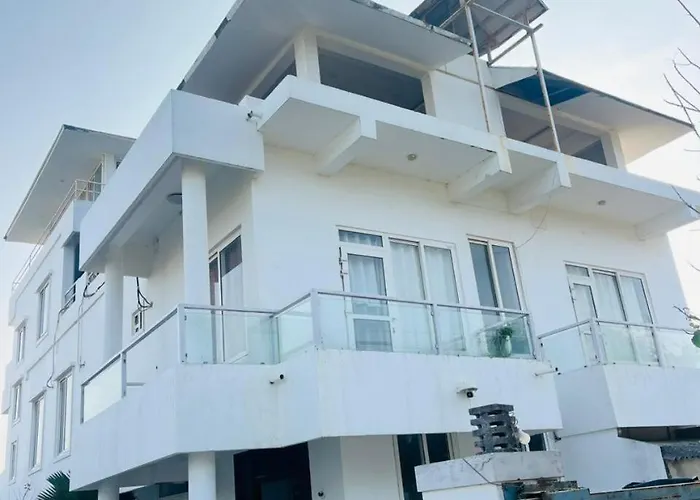 Velora Villa Mahabs