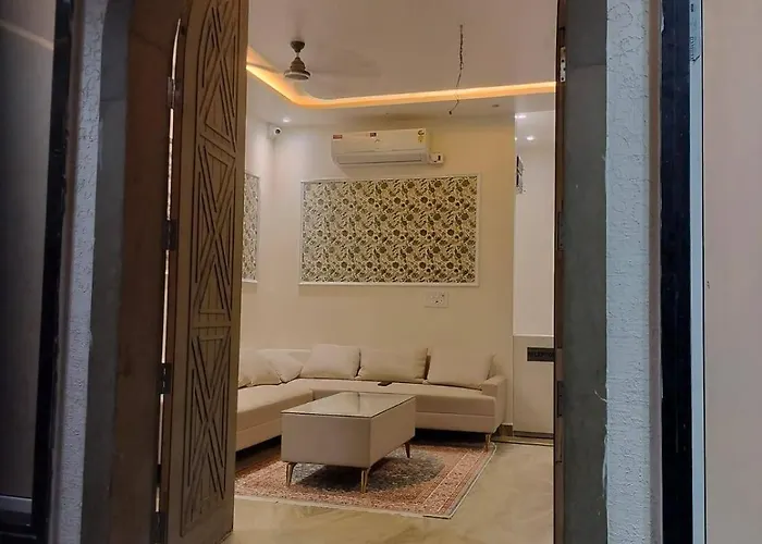 Savadhani Palace