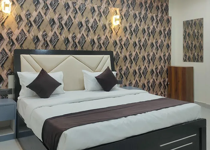 Hotel Abhijeet Inn
