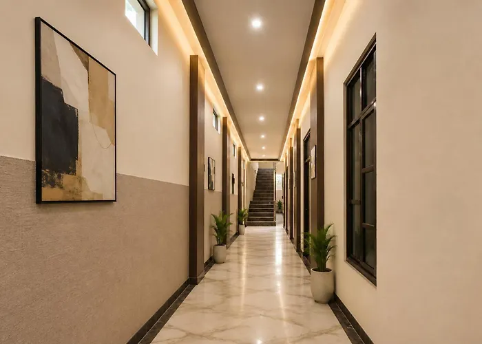 Hotel Galaxia Inn Near PEC College
