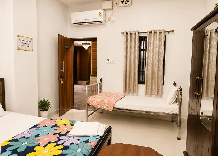 Shri Shyam Kunj Hotel
