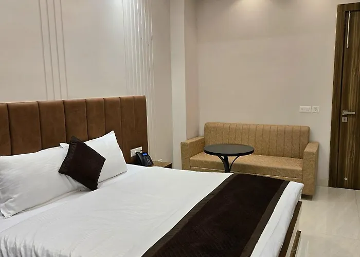 Shri Sangam Hotel