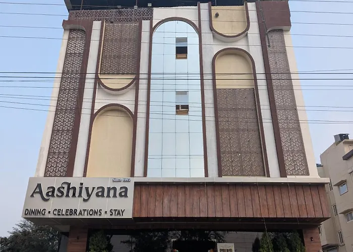 Hotel Aashiyana