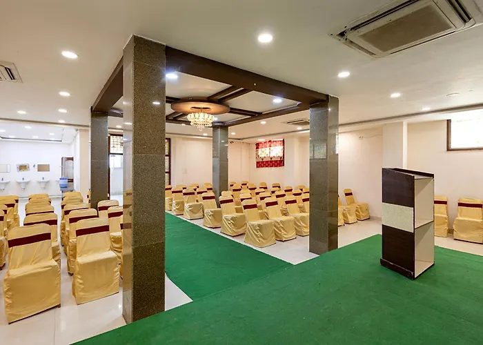Super Hotel O Koritepadu Cheruvu Lakeview Formerly Aditya Grand