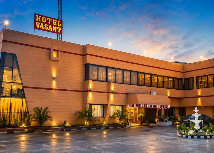 Hotel Vasant - Premium Hotel In Gajraula - All Ac Rooms With Restaurant - Free Wi-Fi & Parking - Banquet